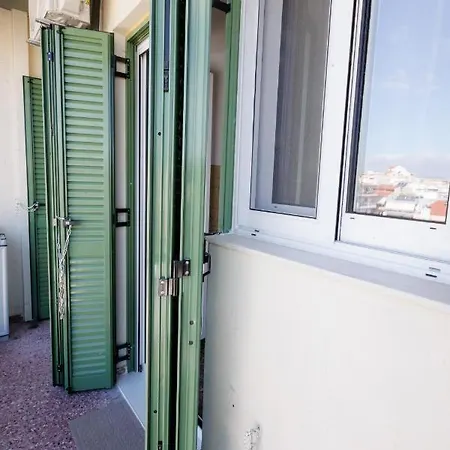 5th Floor * Πάτρα
